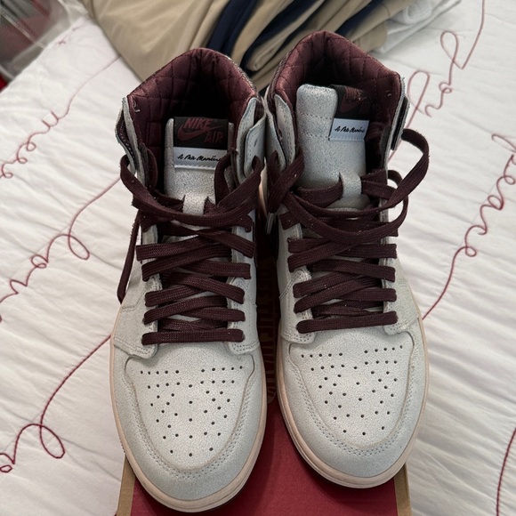 Jordan A Ma Maniere 1 size 9.5